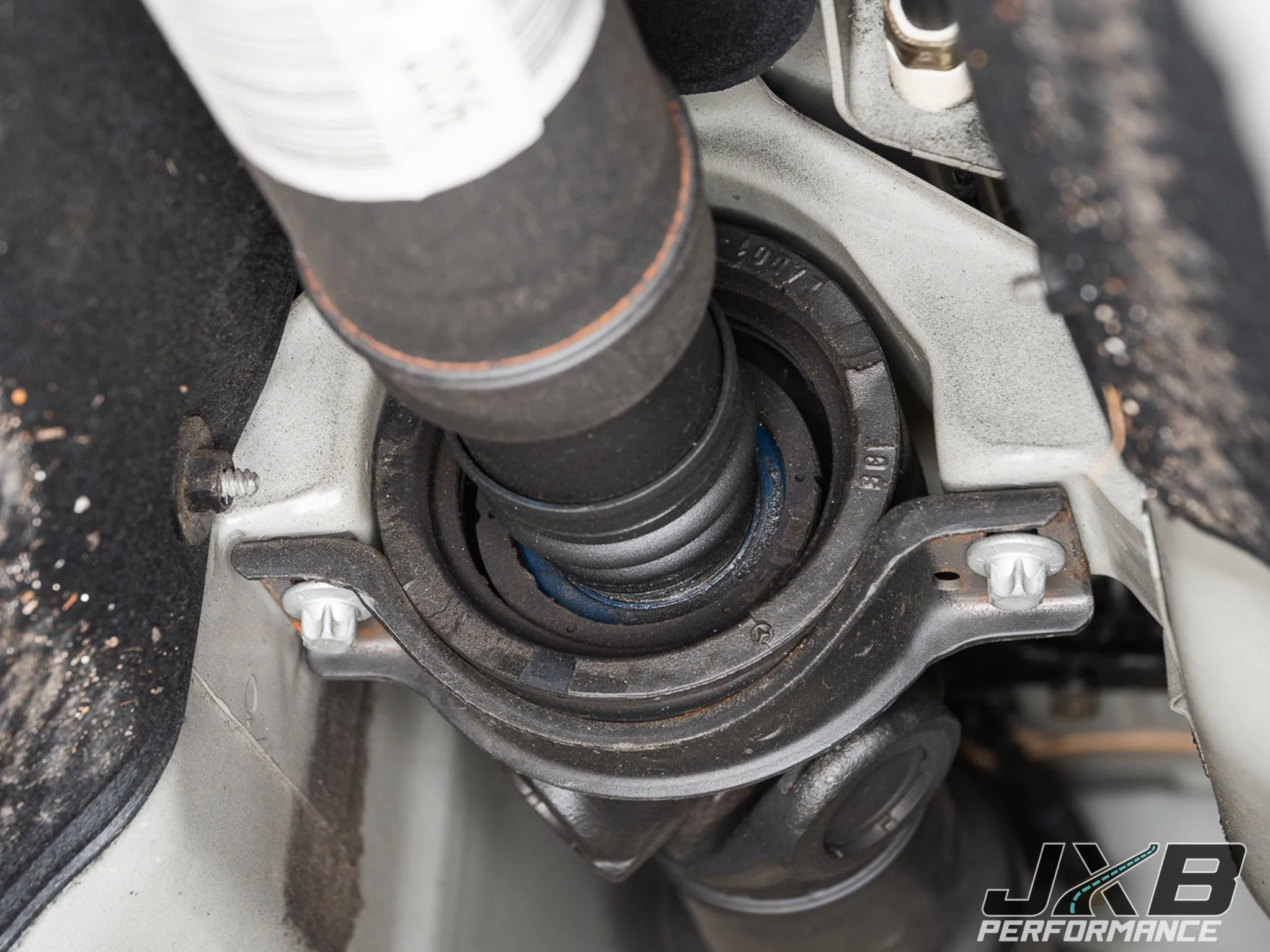 Pontiac G8/Chevy SS/Caprice PPV Driveshaft Center Support Bearing